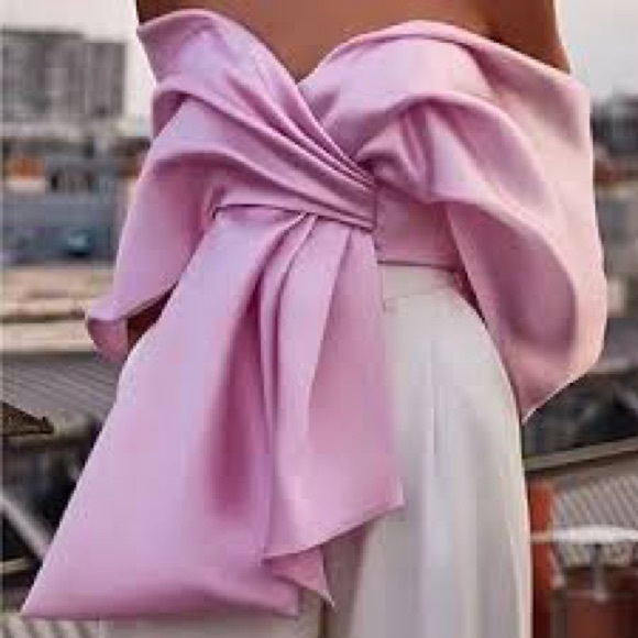 Micas Tops - Stylish Pink Off-Shoulder Blouse